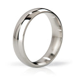 High quality cock ring of 100% chirurgical stainless steel in a rounded shape.