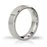 High quality cock ring of 100% chirurgical stainless steel in a squared shape.