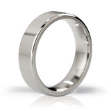 High quality cock ring of 100% chirurgical stainless steel in a squared shape.