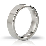 High quality cock ring of 100% chirurgical stainless steel in a squared shape.