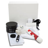 Included in white envelopes are 25 exciting assignments, combined with seven romantic and erotic accessories. 